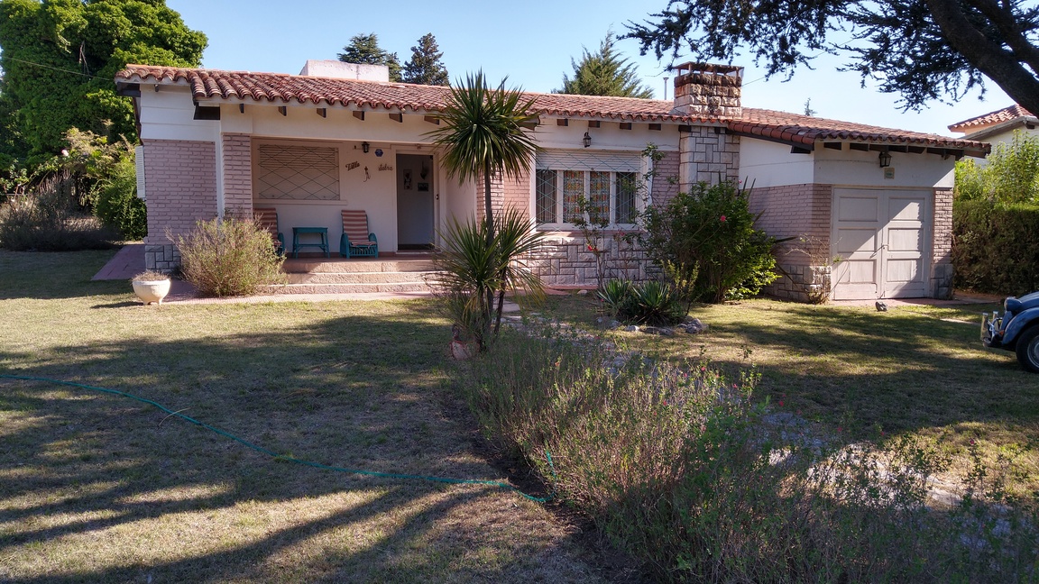 CHALET B° INDEPENDENCIA - VILLA GIARDINO