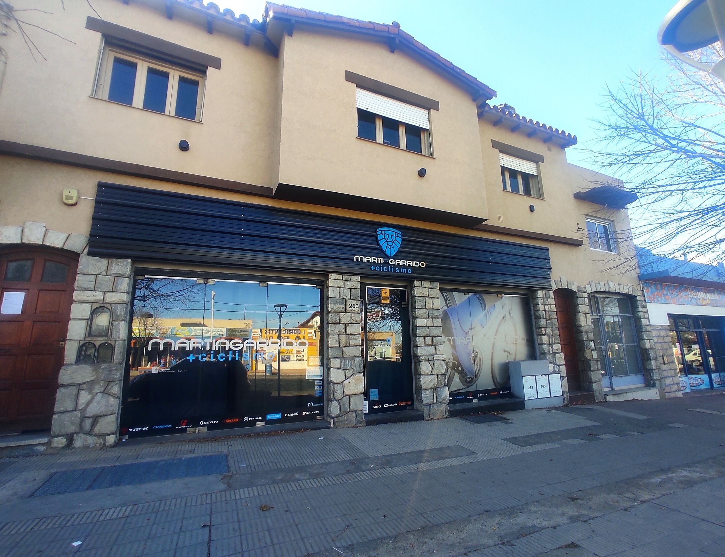 LOCALES + DEPARTAMENTO -RUTA 38 - LA FALDA