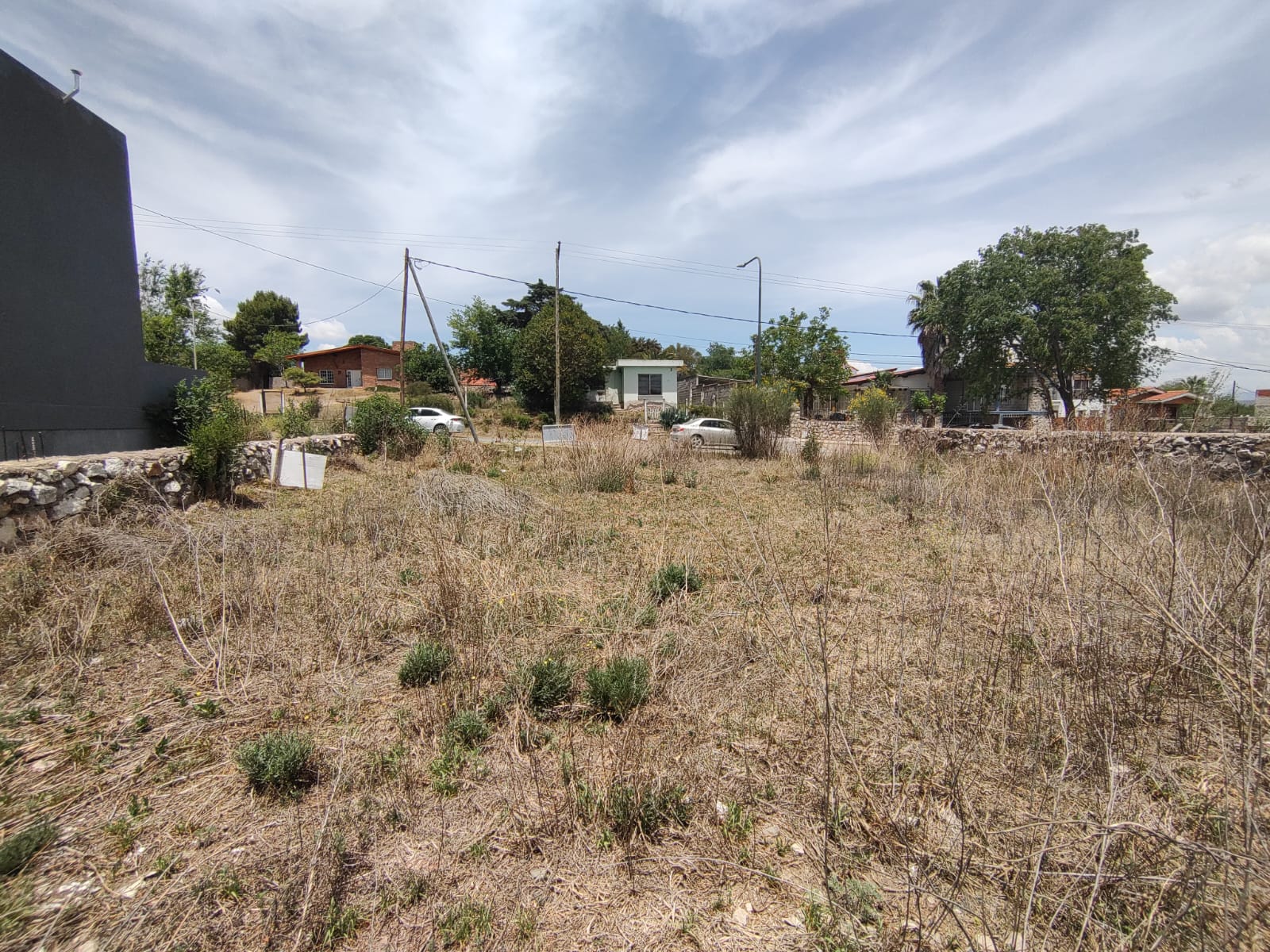 TERRENO B° VILLA CAPRICHOSA - LA FALDA.-