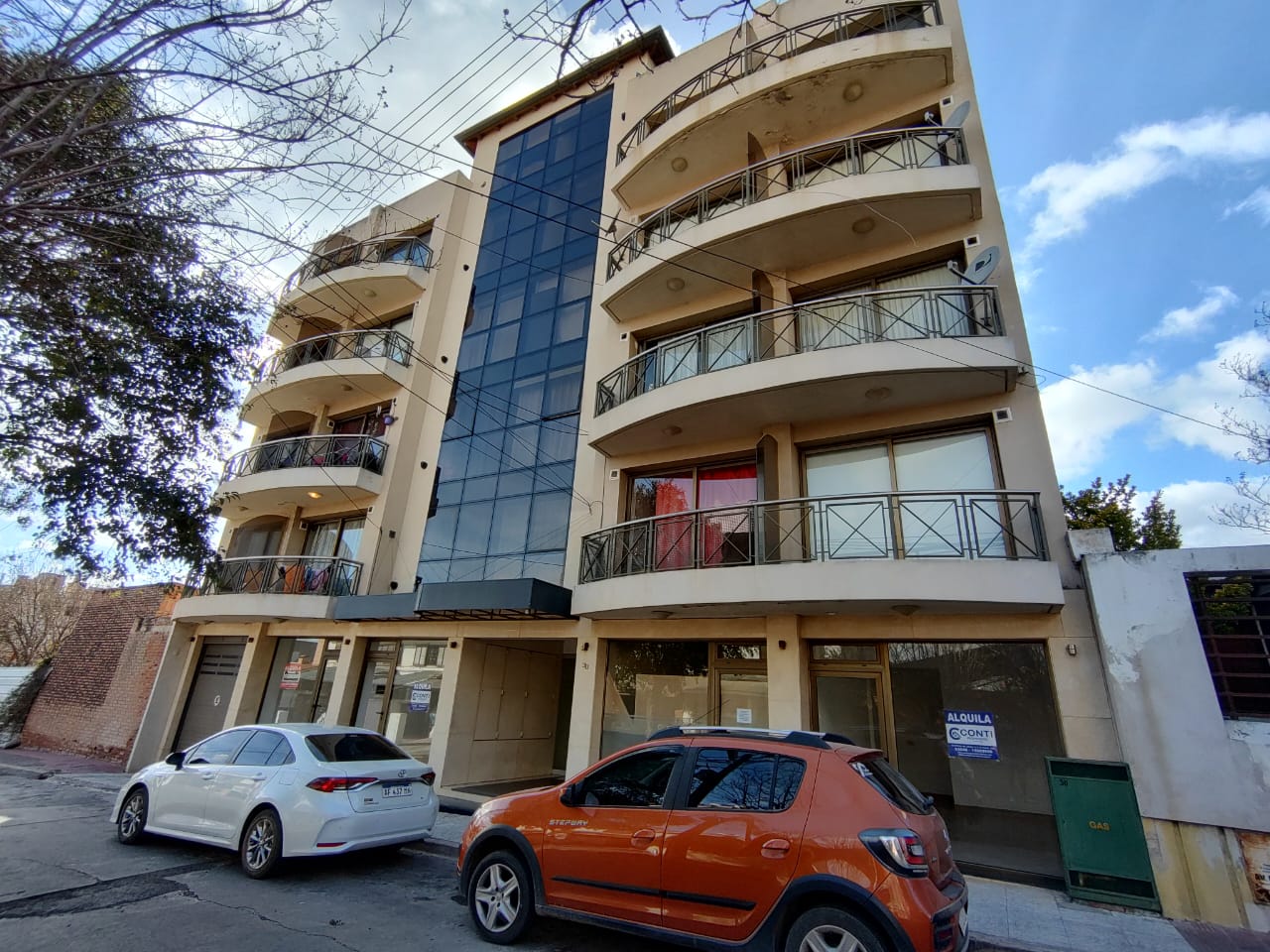 DEPARTAMENTO Bº CENTRO - LA FALDA.-