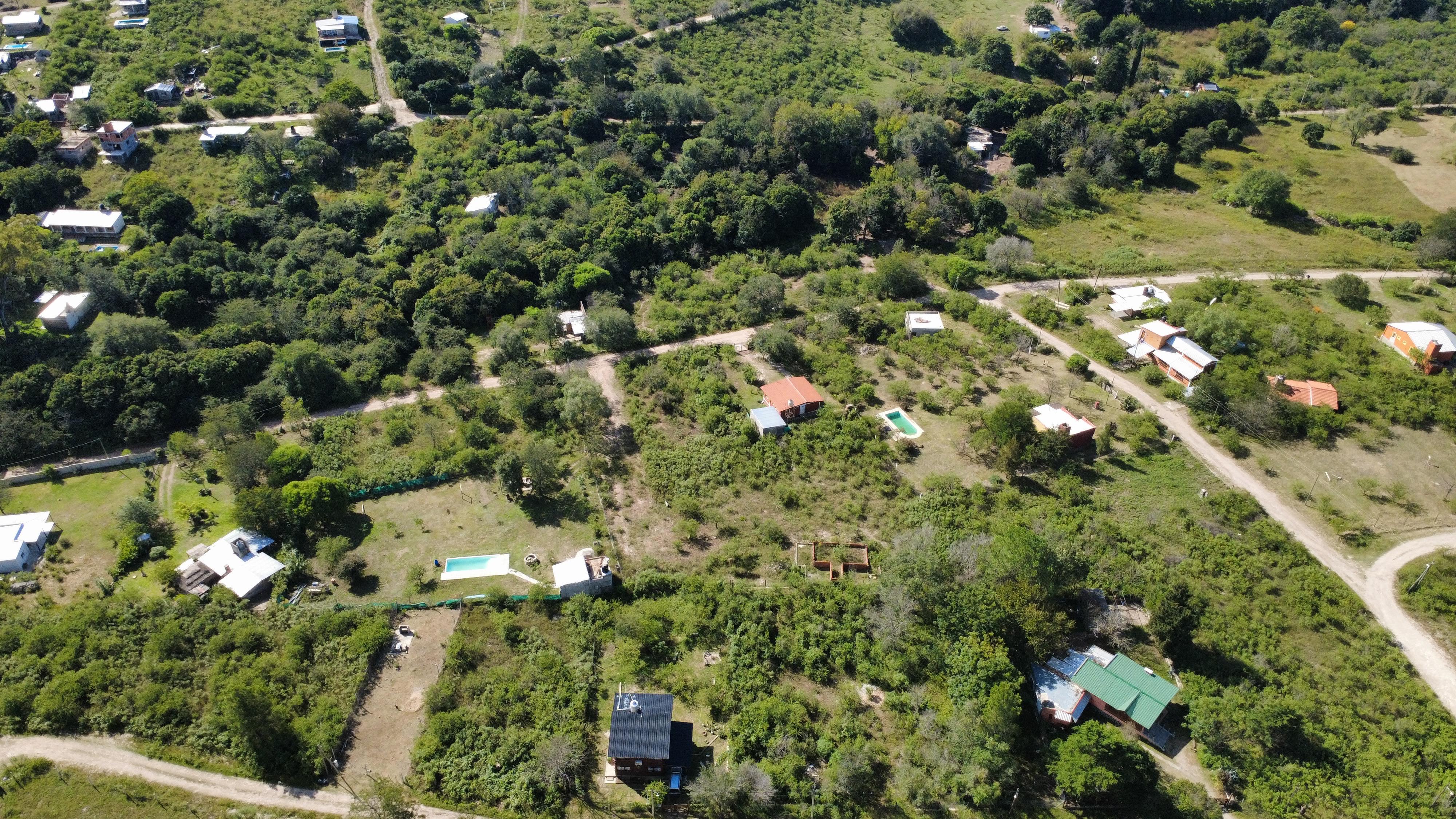 TERRENOS B° YACOANA - 300M2 Y 750 M2 - CUOTAS.-