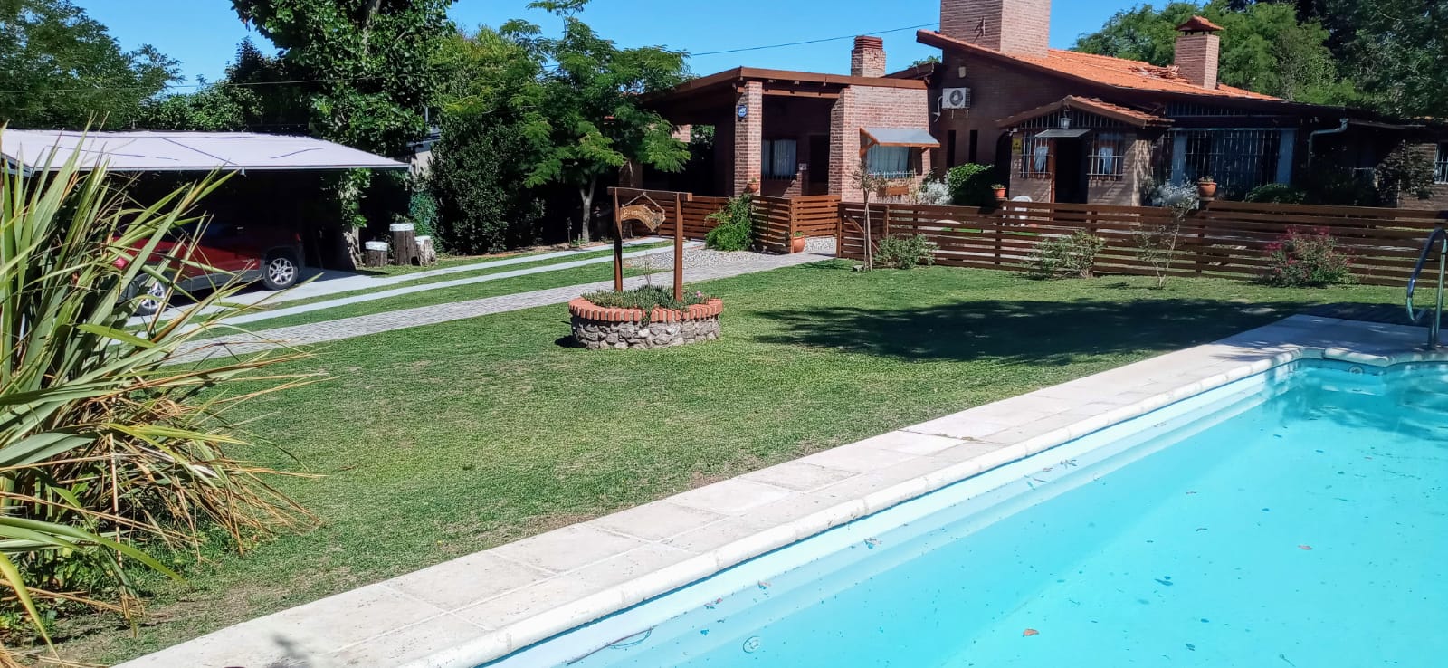 CHALET B° VILLA EDEN - LA FALDA.-