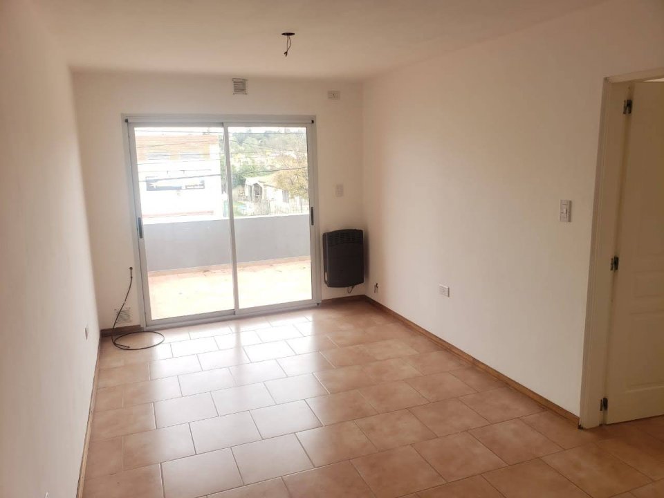 DEPARTAMENTO AV ESPAÑA - LA FALDA.-