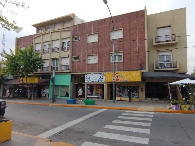 DEPARTAMENTO B° CENTRO 3 DORMITORIOS - LA FALDA.-